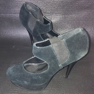 Trinny Mary Jane platform pumps